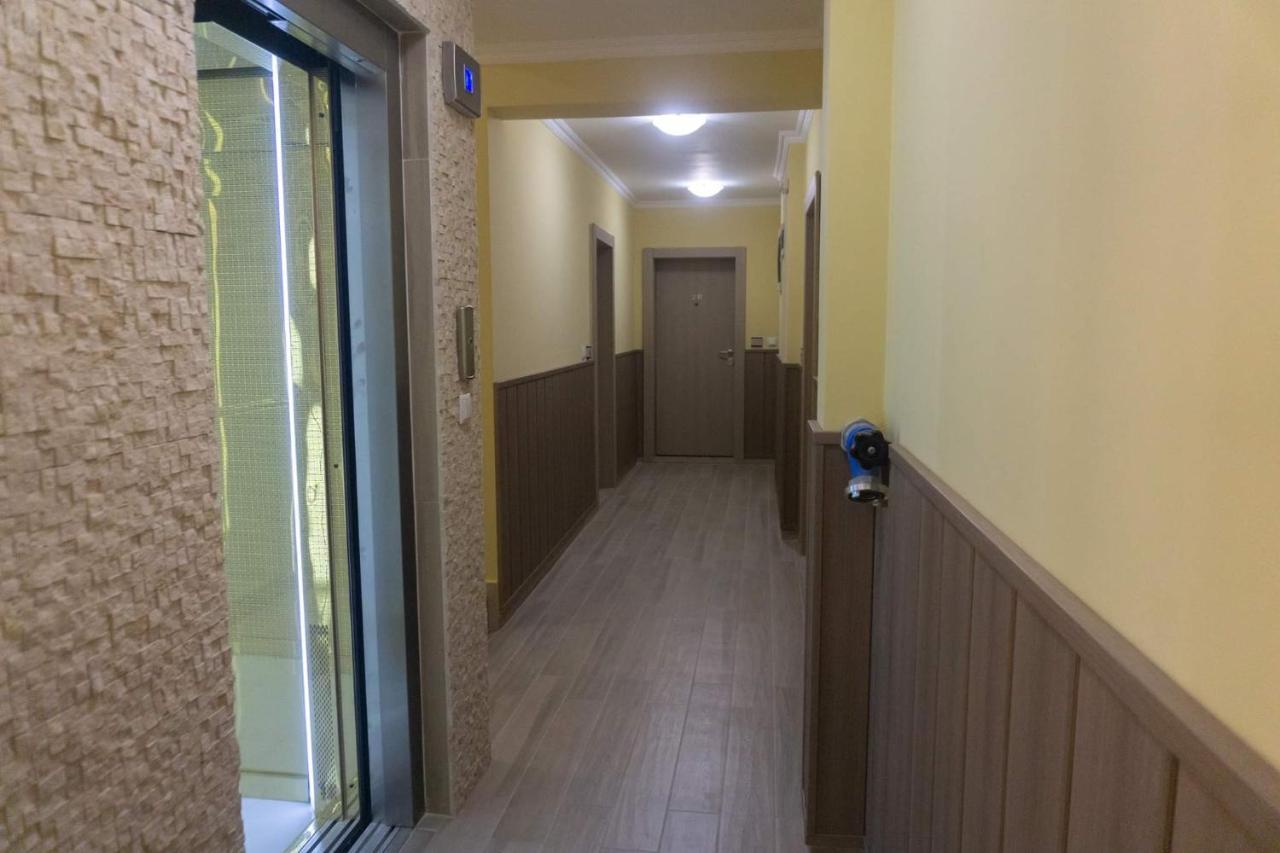 Rent Apartments Martin Beach Pomorie Exterior photo